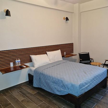 Inbed Hotel 图斯特拉古铁雷斯 外观 照片